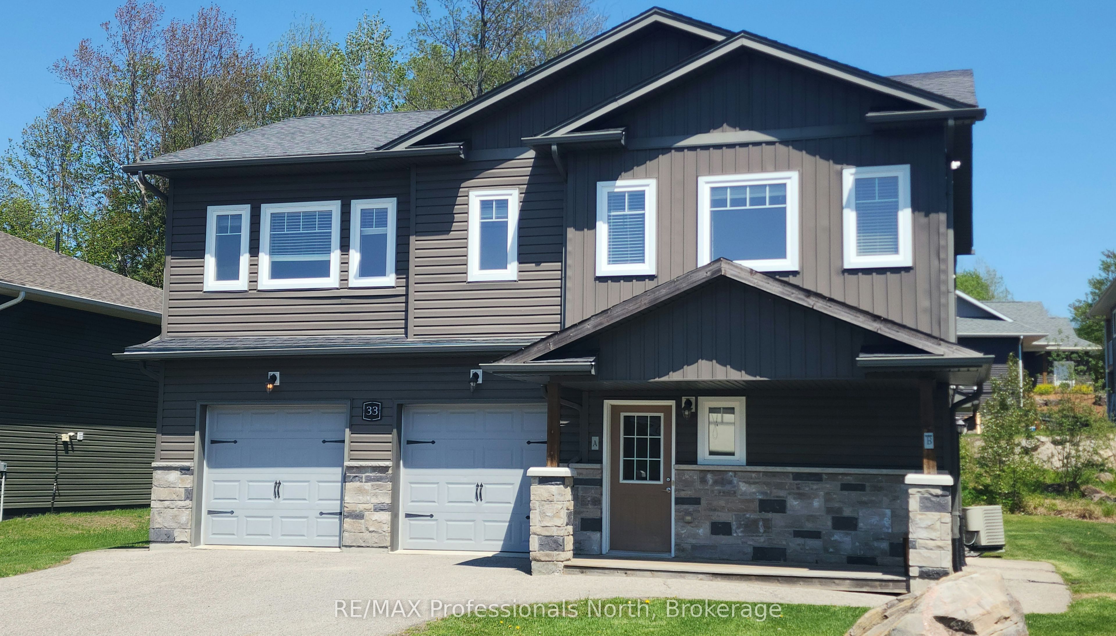 33 Goodwin Drive, Huntsville, On P1h 2r3