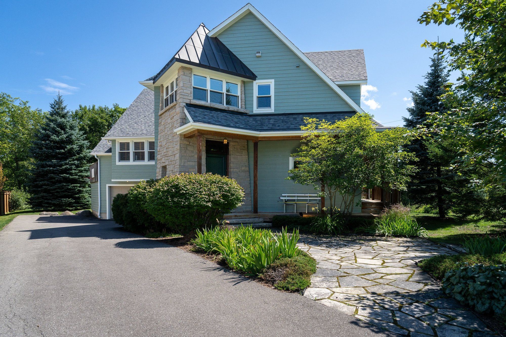147 Alta Road, Blue Mountains, On L9y 0t2