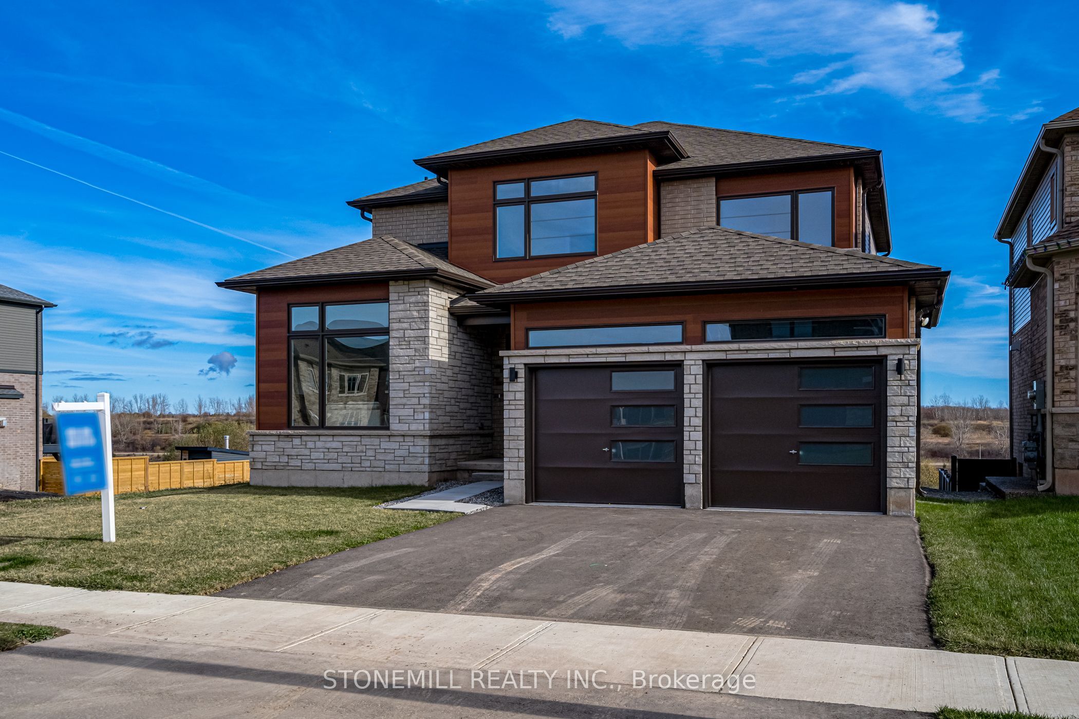 156 Shoreview Drive, Welland, On L3b 0h3