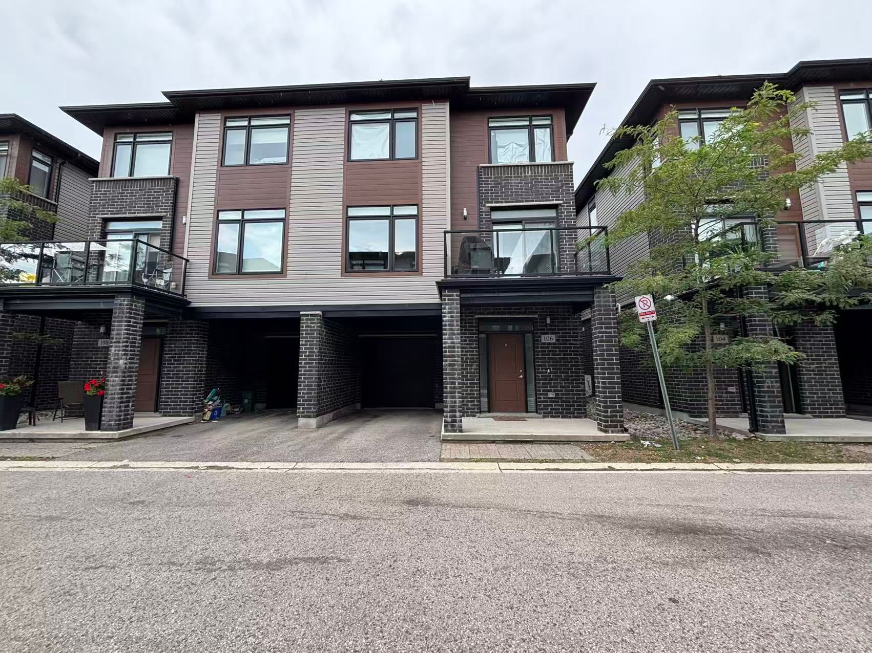 3260 Singleton Avenue 106, London South, On N6l 0e7