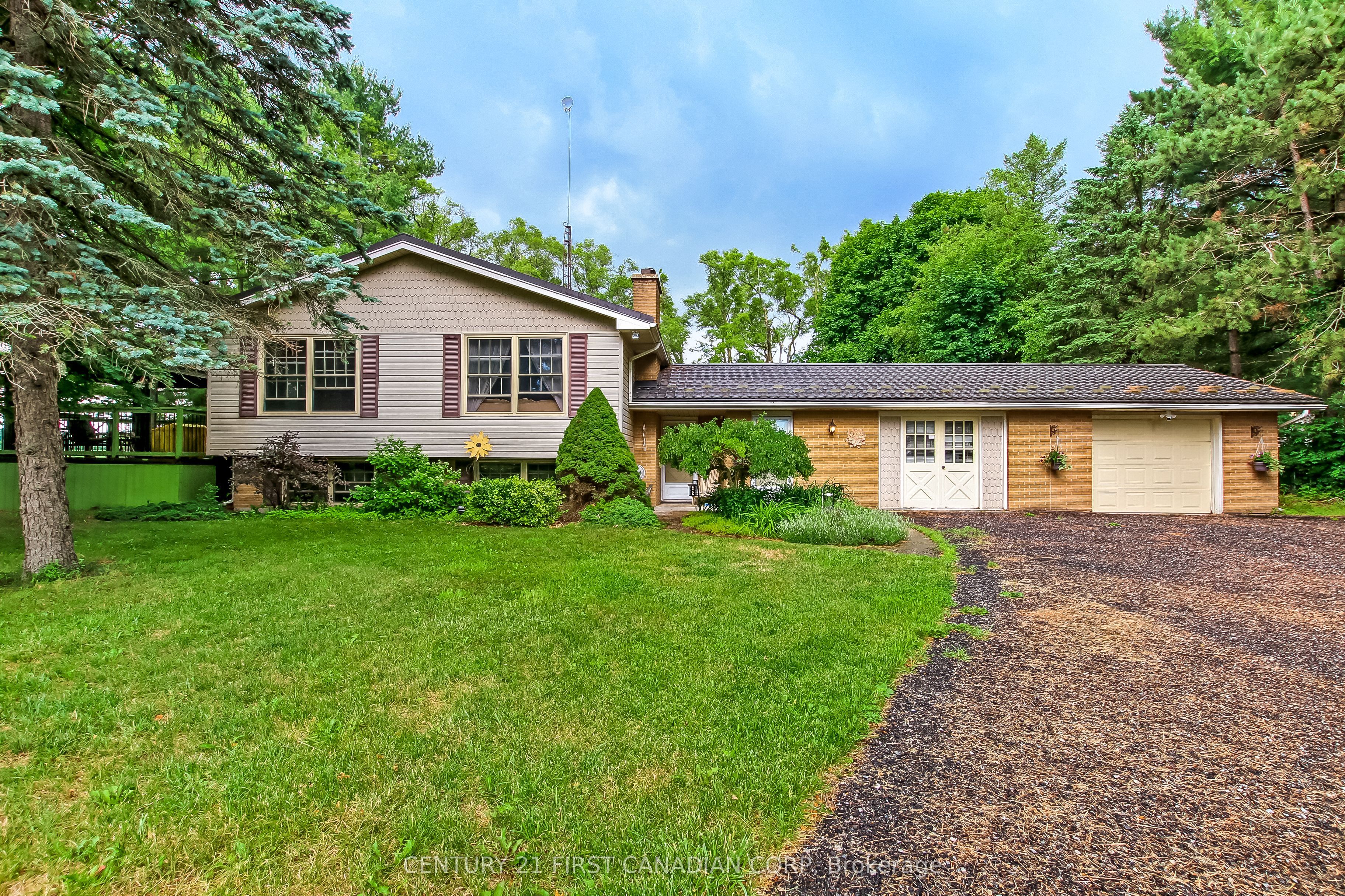 6892 Century Drive, Strathroy-Caradoc, On N6b 3n1
