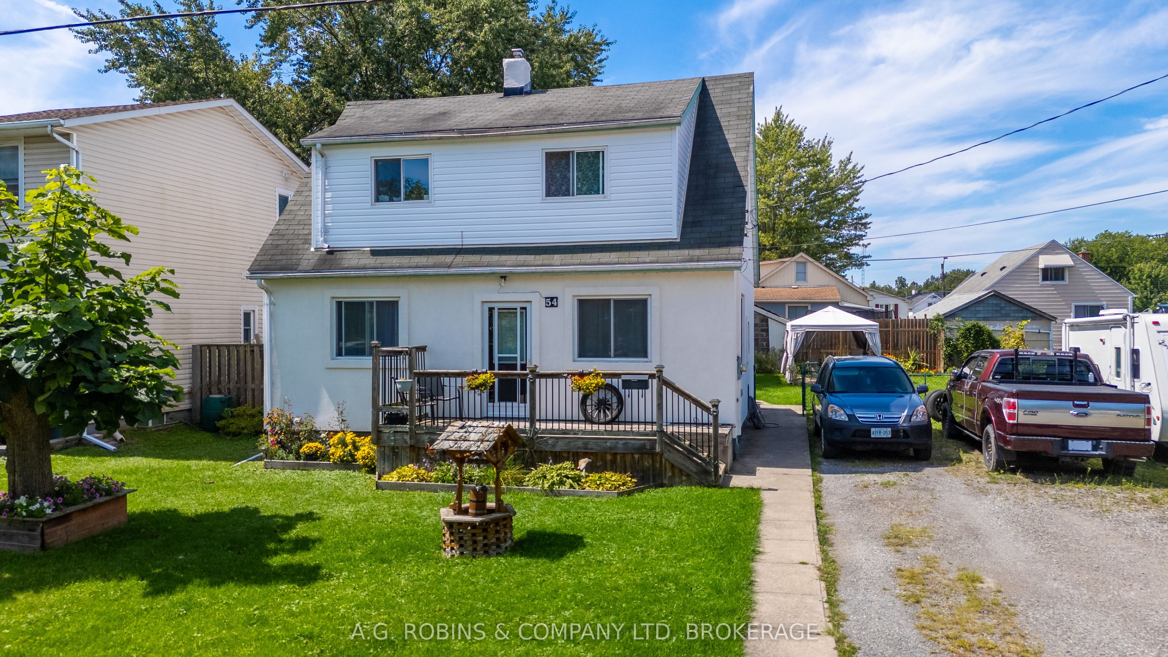54 Clifford Avenue, Welland, On L3c 2g1