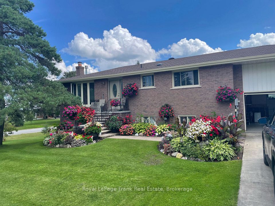378 Old Surrey Lane, Kawartha Lakes, On K0m 1a0