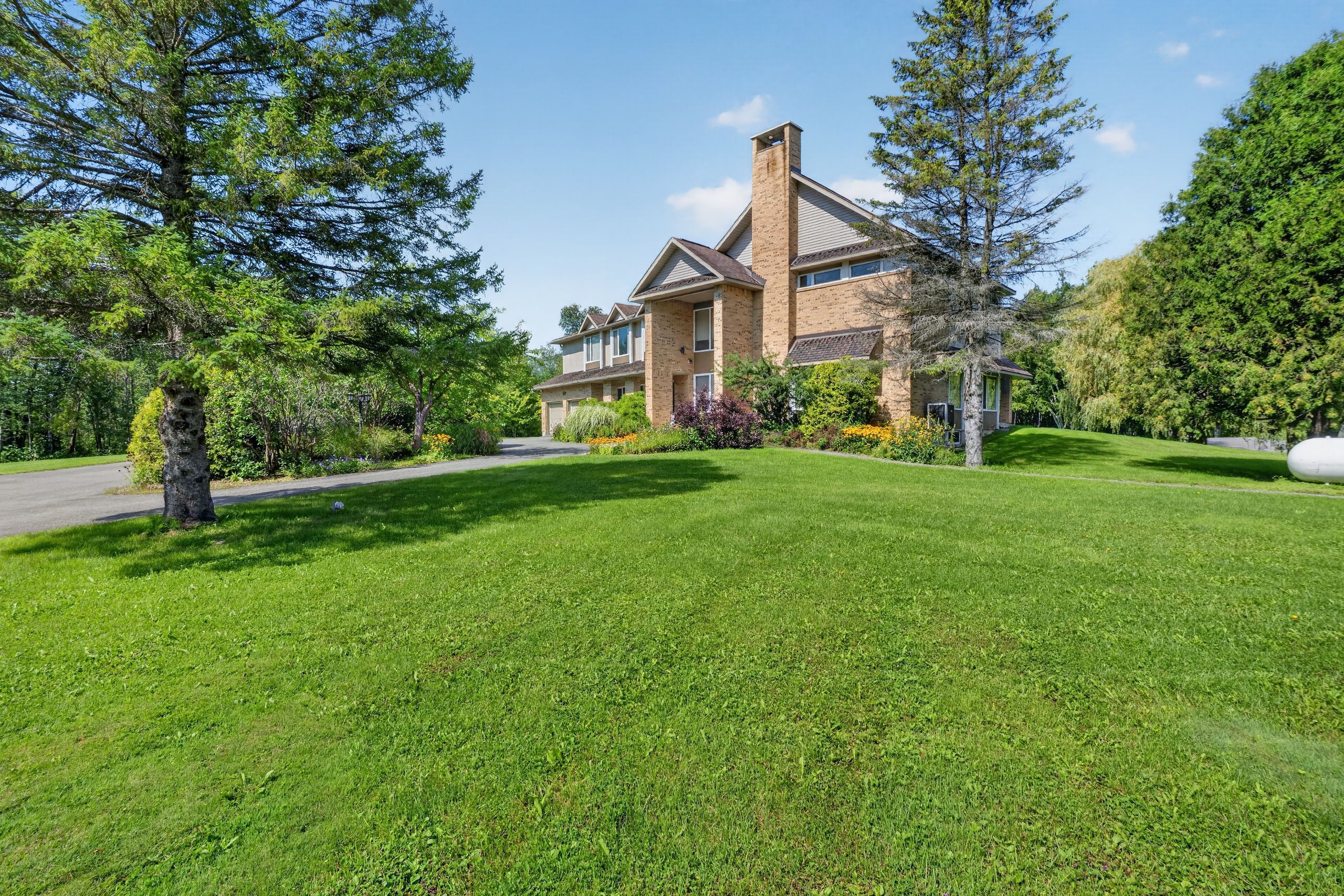 2437 Devine Road, Orleans - Cumberland And Area, On K0a 3h0