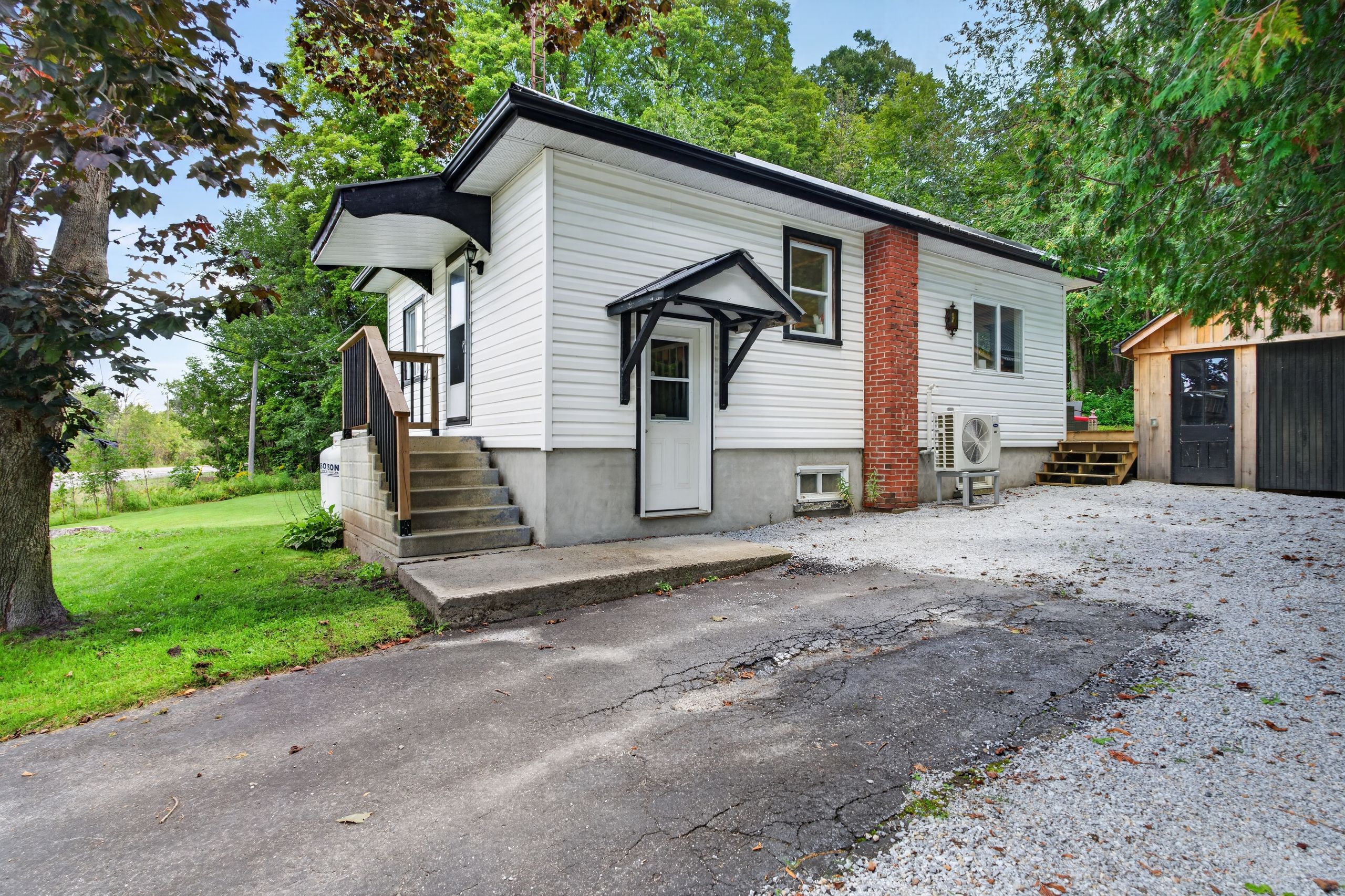 22053 Highway 7, Tay Valley, On K0h 2b0