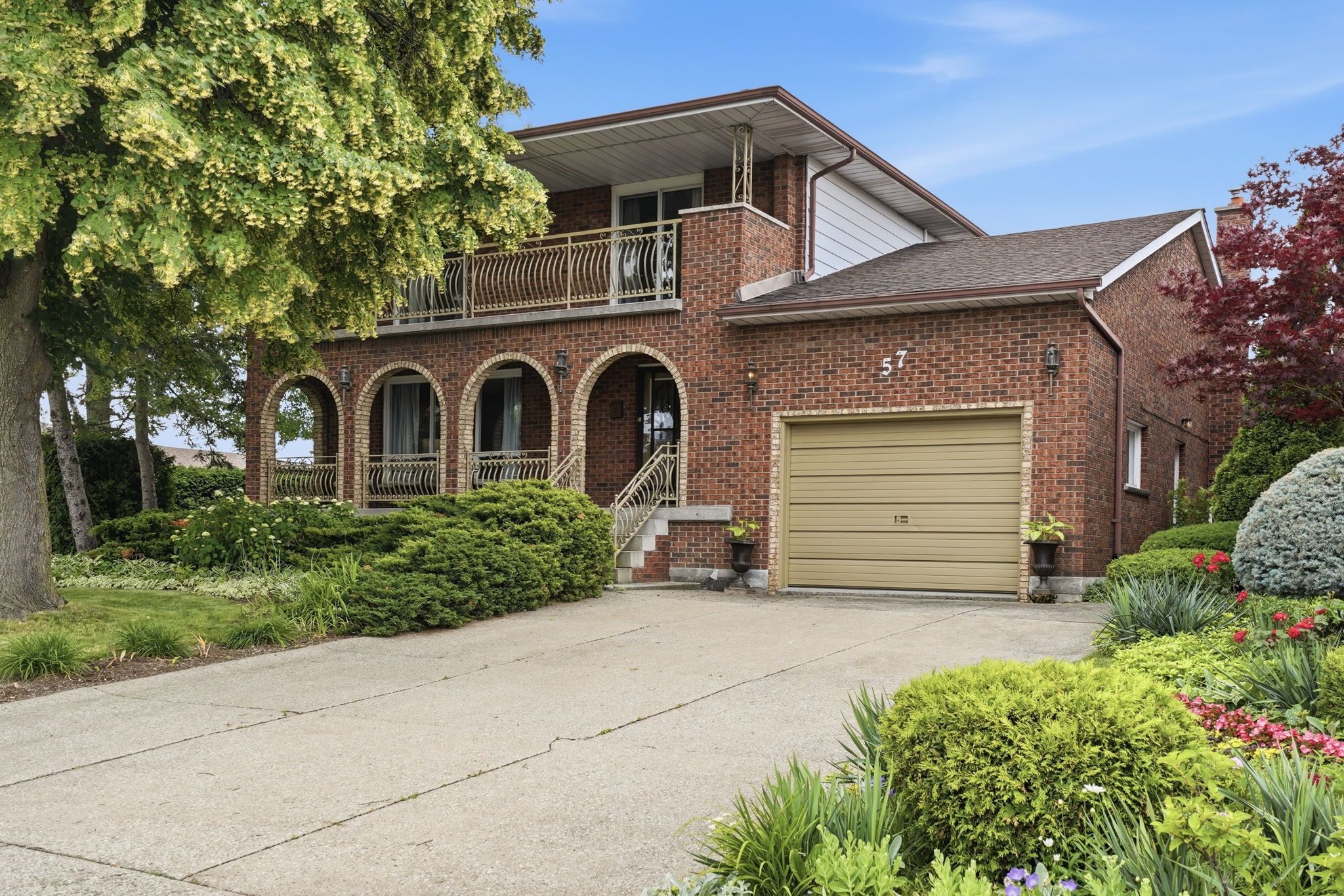 57 Neil Avenue, Hamilton, On L8g 2n1