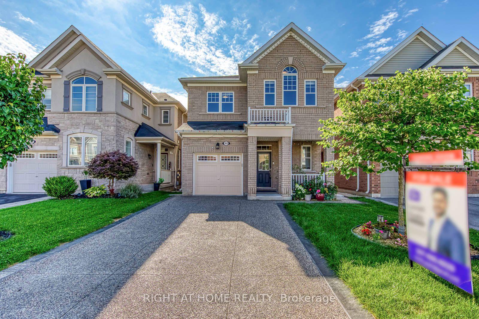 40 Stillwater Crescent, Hamilton, On L8b 1v6