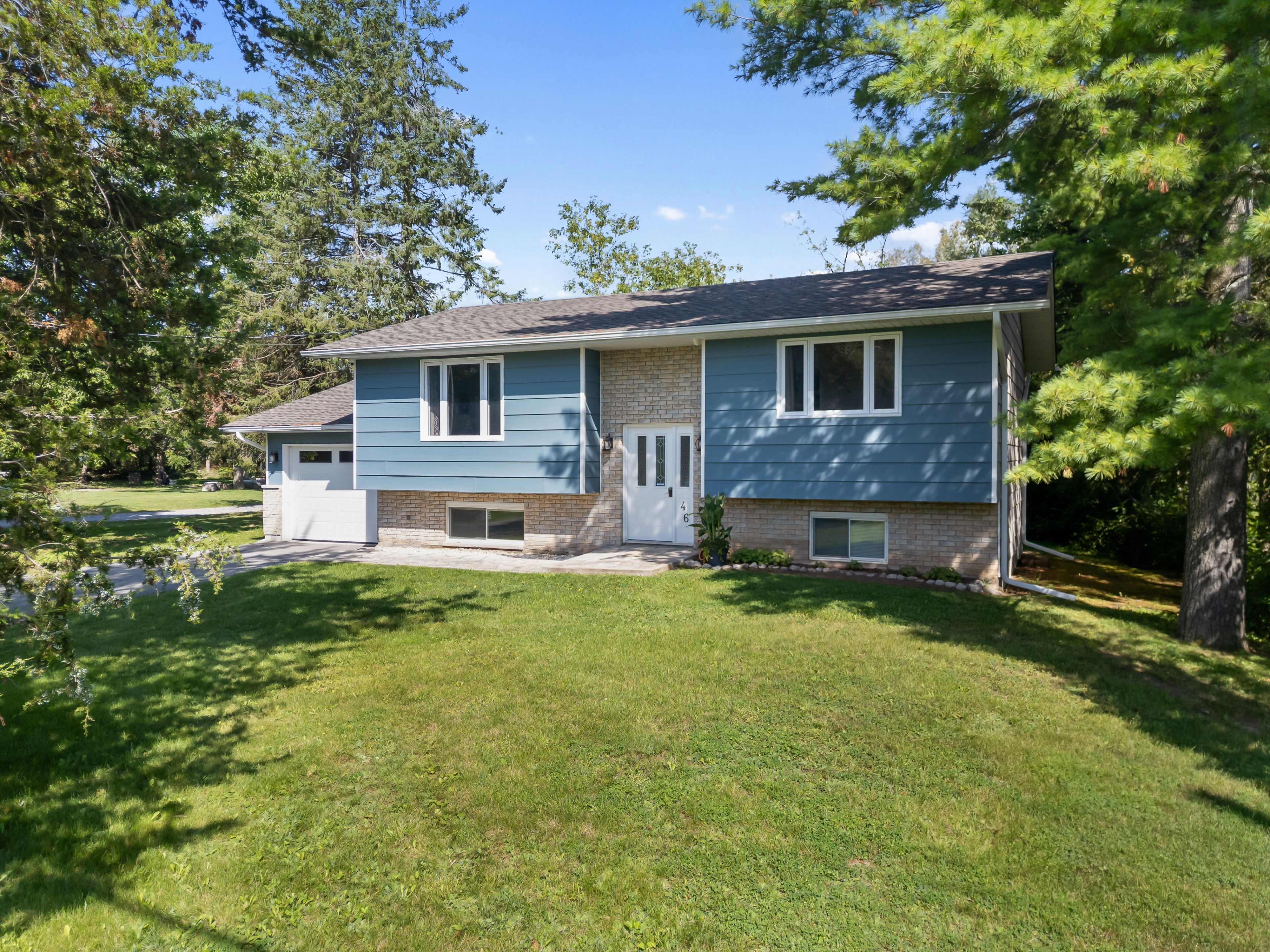 46 Riverside Drive, Kawartha Lakes, On K0m 1a0