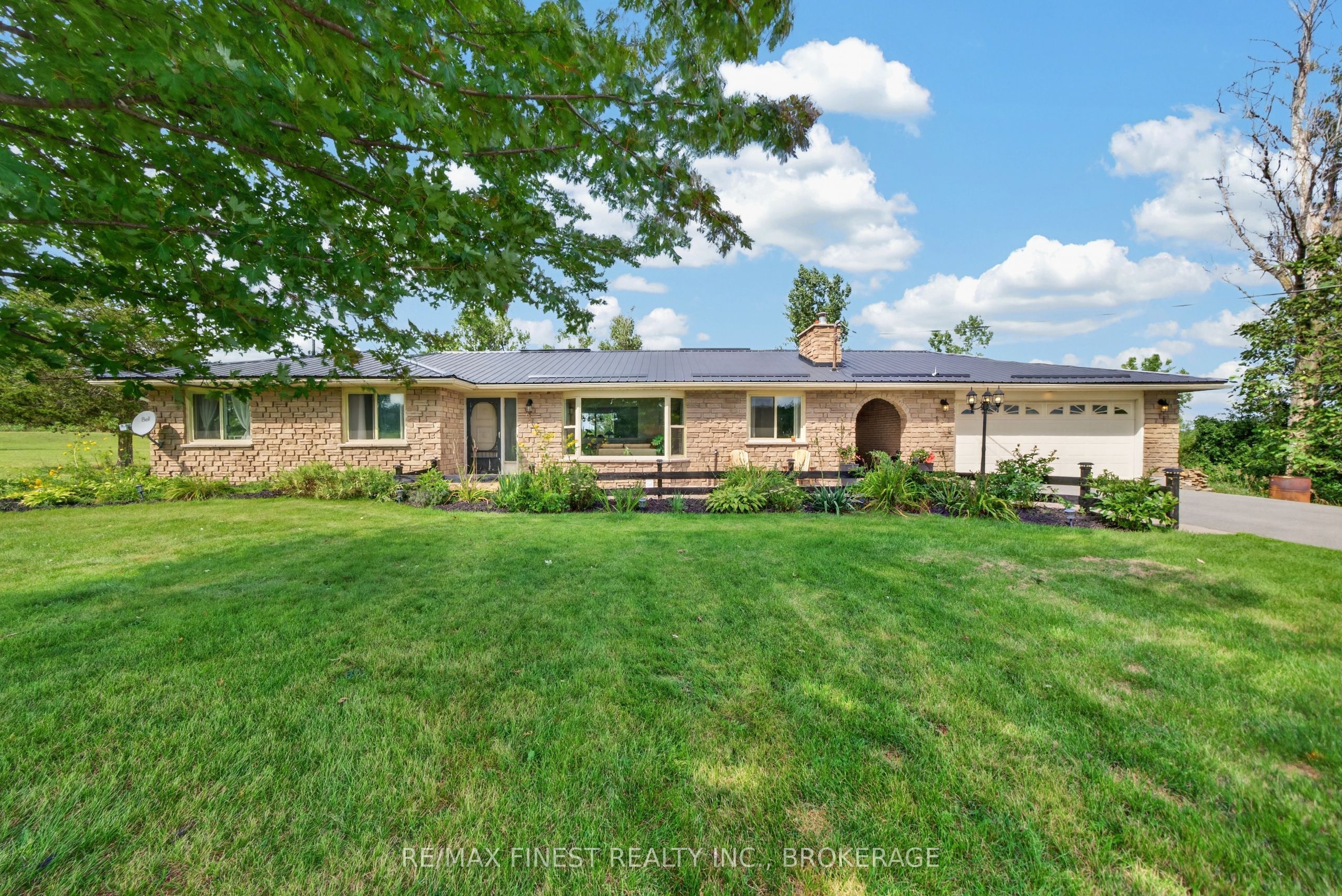 513 County Road 12, Greater Napanee, On K0k 2w0