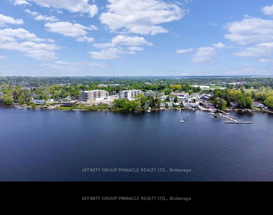 19 A West Street N 302, Kawartha Lakes, On K0m 1n0