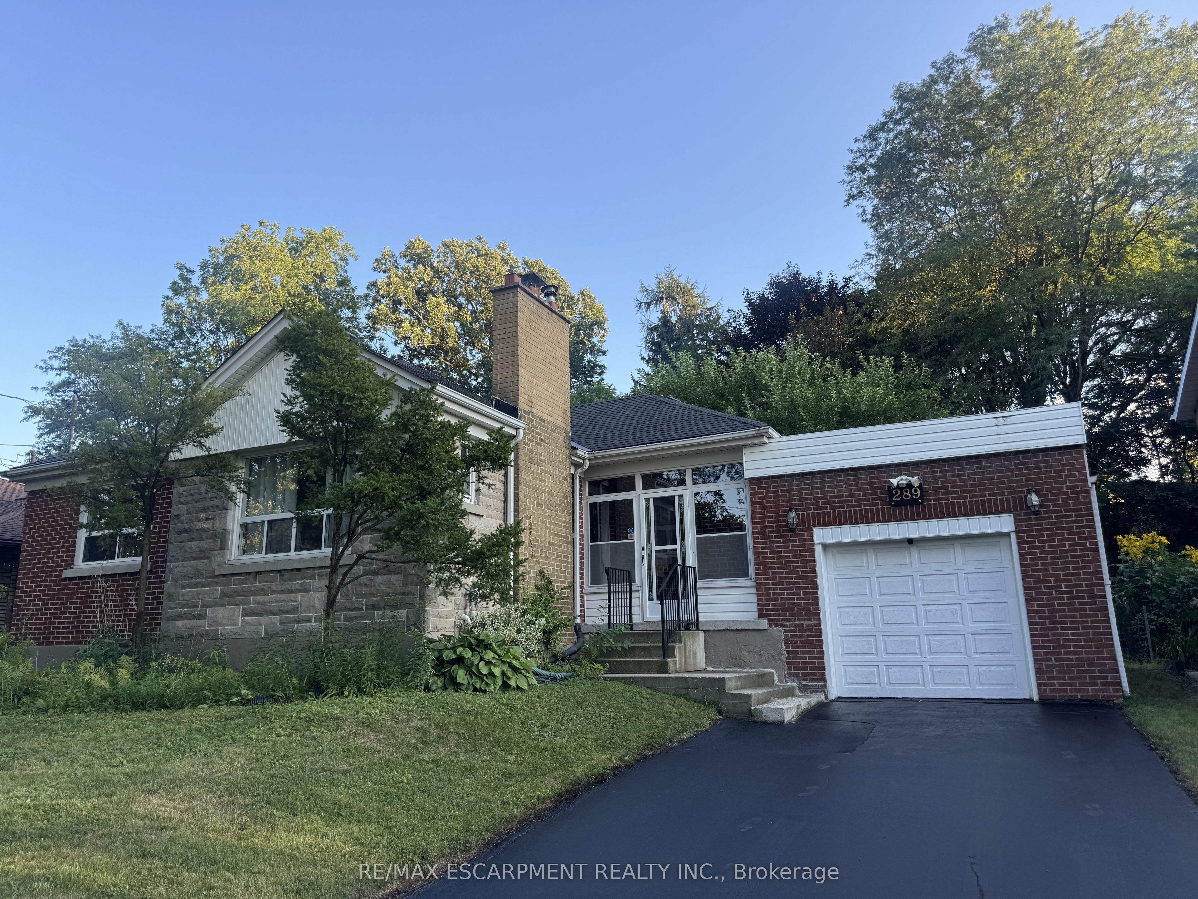 289 Sanatorium Road, Hamilton, On L9c 1z4