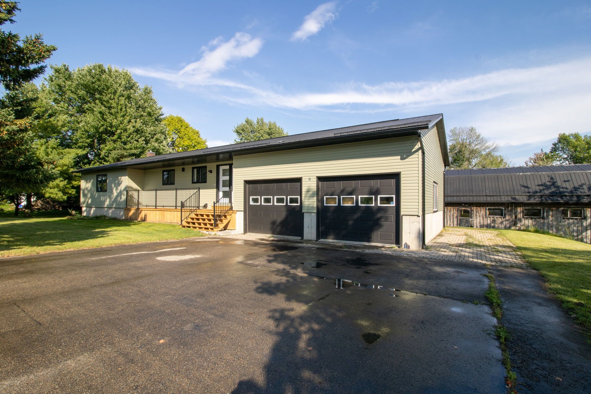 75 Lake Eloida Road, Athens, On K0e 1b0