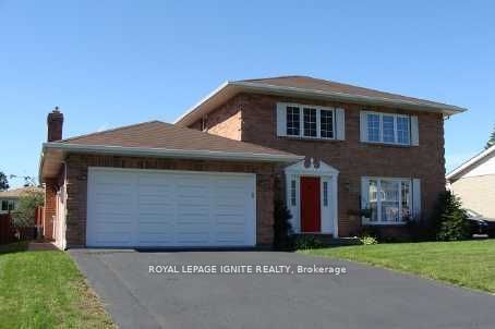 812 Chelsea Crescent, Cornwall, On K6h 6y4