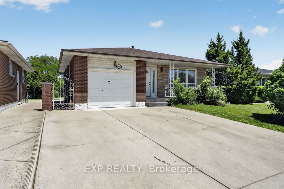 128 Hadeland Avenue, Hamilton, On L9c 5z9