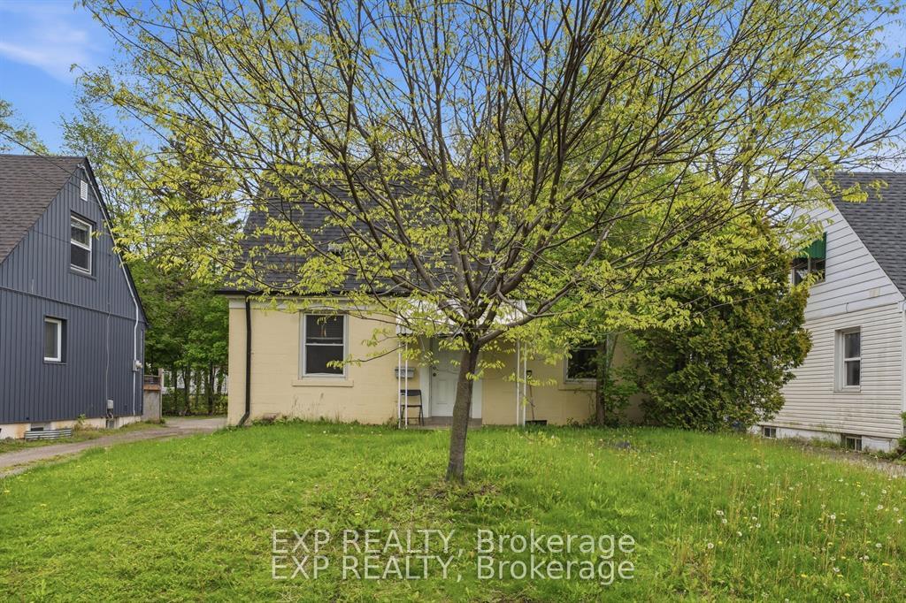 139 Dalewood Avenue, Hamilton, On L8s 1z3