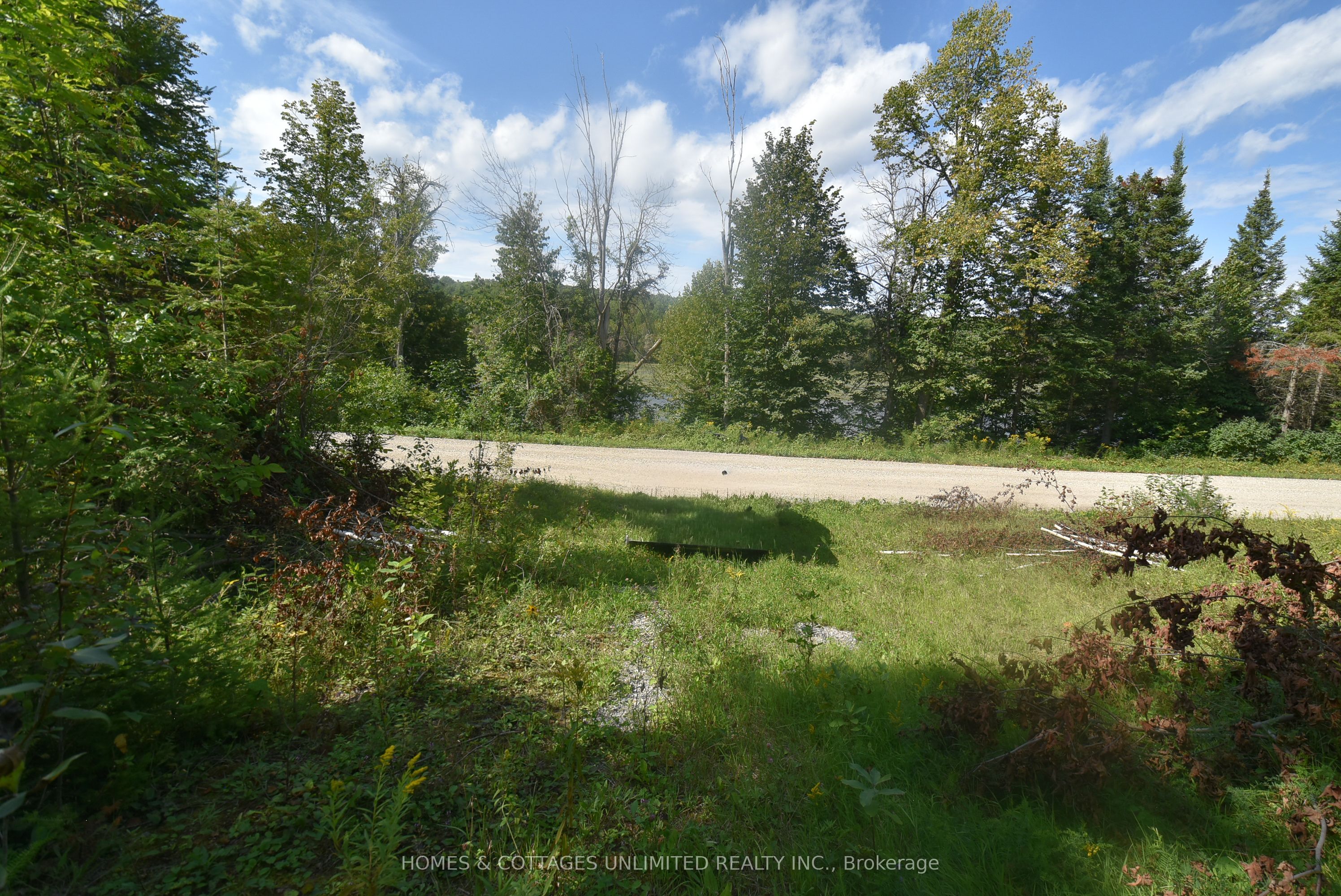 2493 River Road, Frontenac, On K0h 2j0