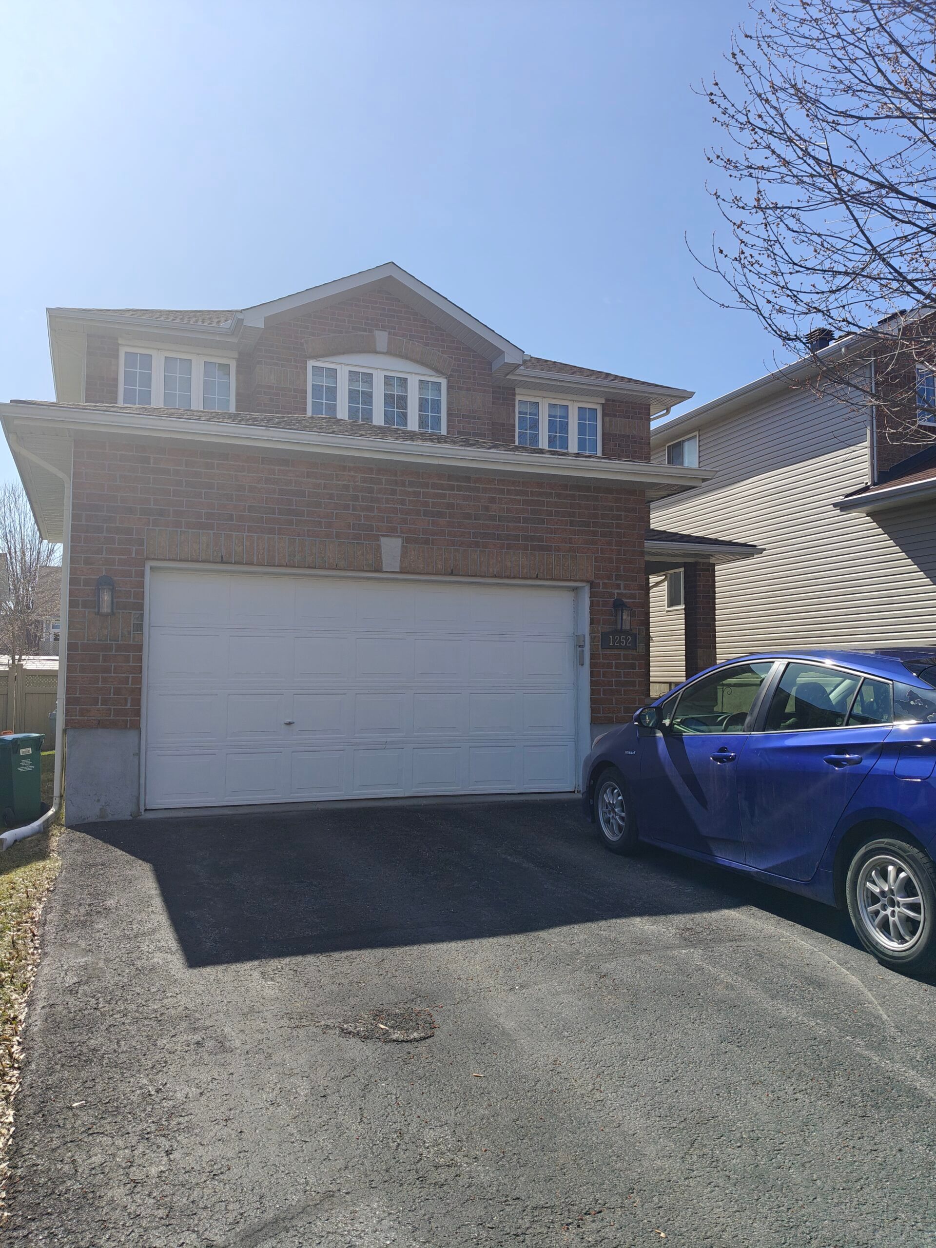 1252 Klondike Road, Kanata, On K2w 1e1