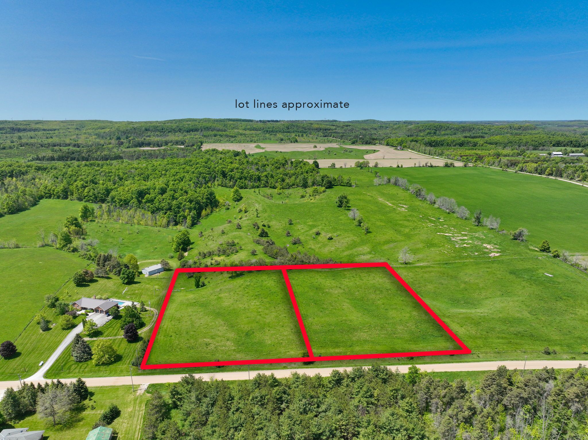 Pt E 1/2 Lot25 Conc 4 Ehs Pt 1, Pl 7r6861 Town Of Mono St, Mono Street, Mono, On L9w 5z7