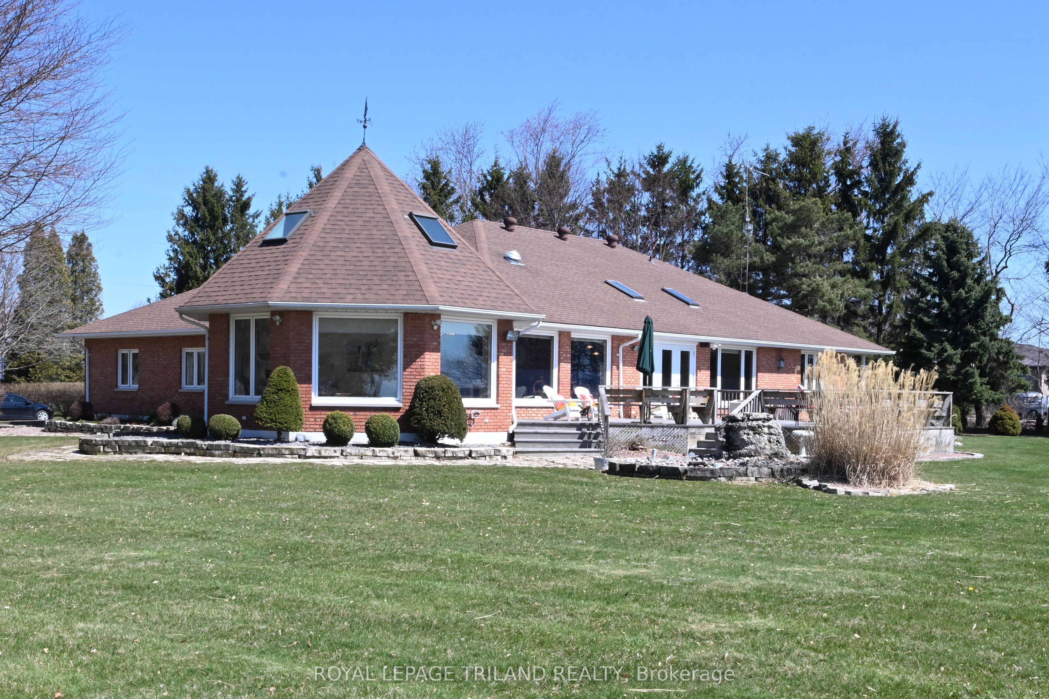 7154 Talbot Trail, Chatham-Kent, On N0p 1a0