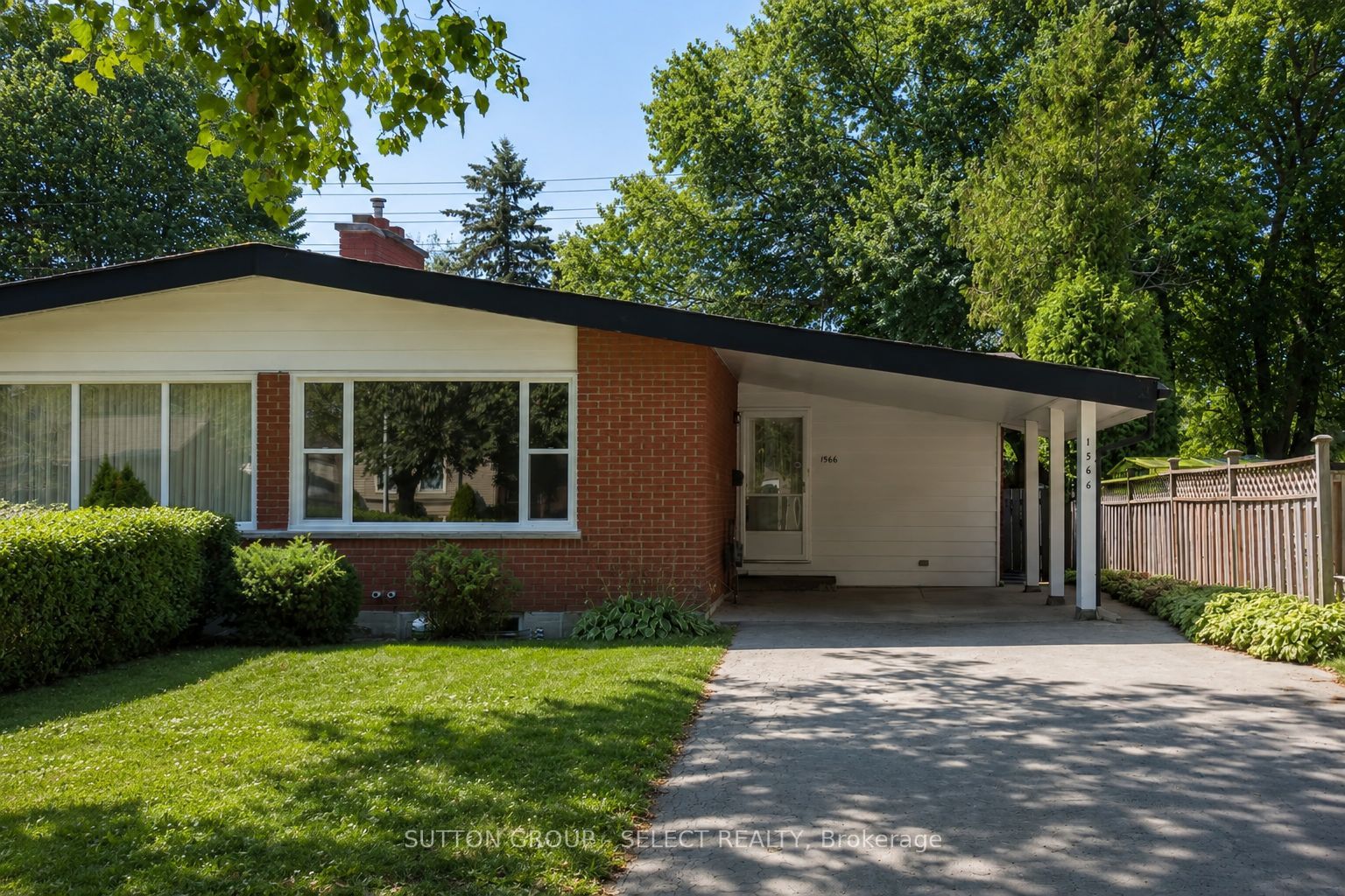 1566 Nairn Avenue, London East, On N5v 2p2