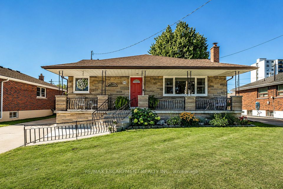 98 Duncombe Drive, Hamilton, On L9a 2g3