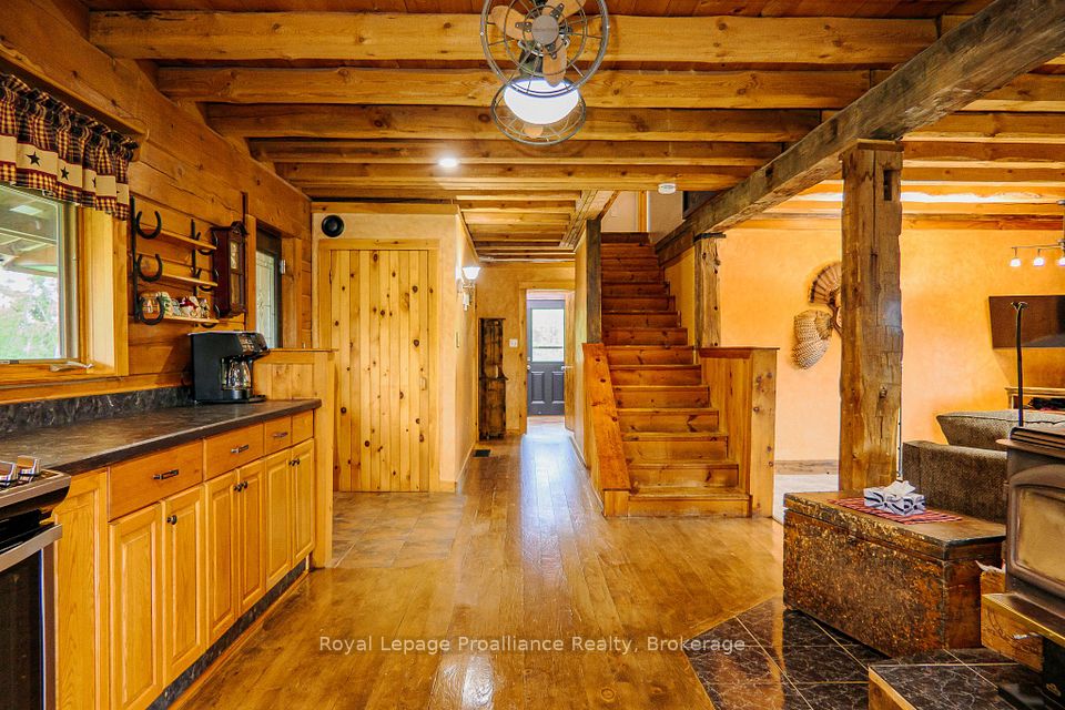 10 Hobbs Road, Brighton, On K0k 1m0
