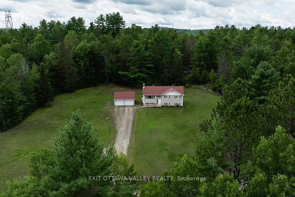 64 Mackey Creek Road, Head, Clara And Maria, On K0j 2b0