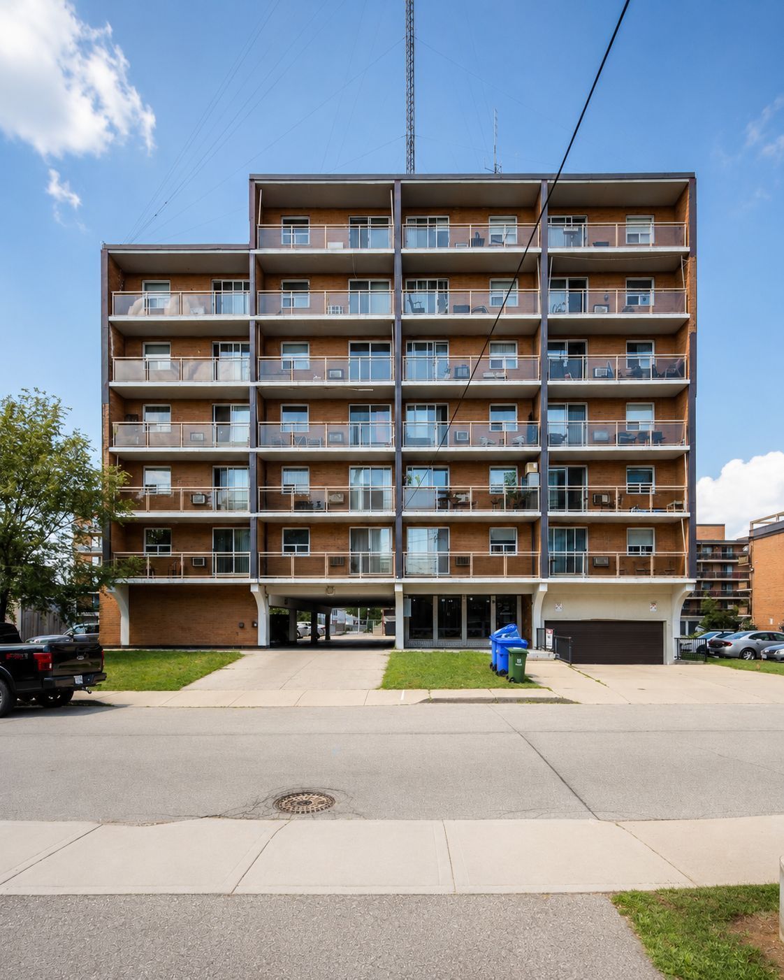 30 Summit Avenue 704, Hamilton, On L8v 2r8