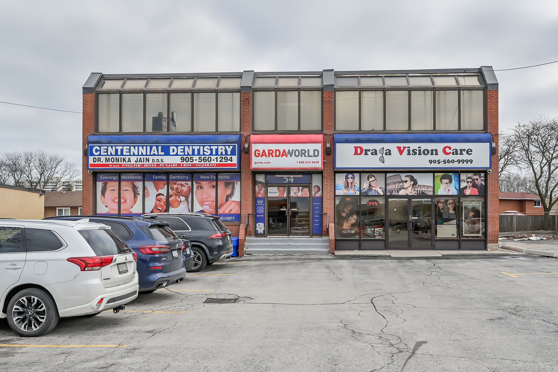 54 Centennial Parkway N, Hamilton, On L8e 1h6