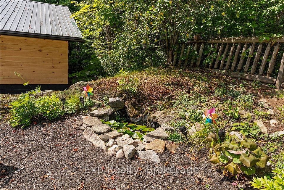 26 Sherbourne Street N, Bancroft, On K0l 1c0