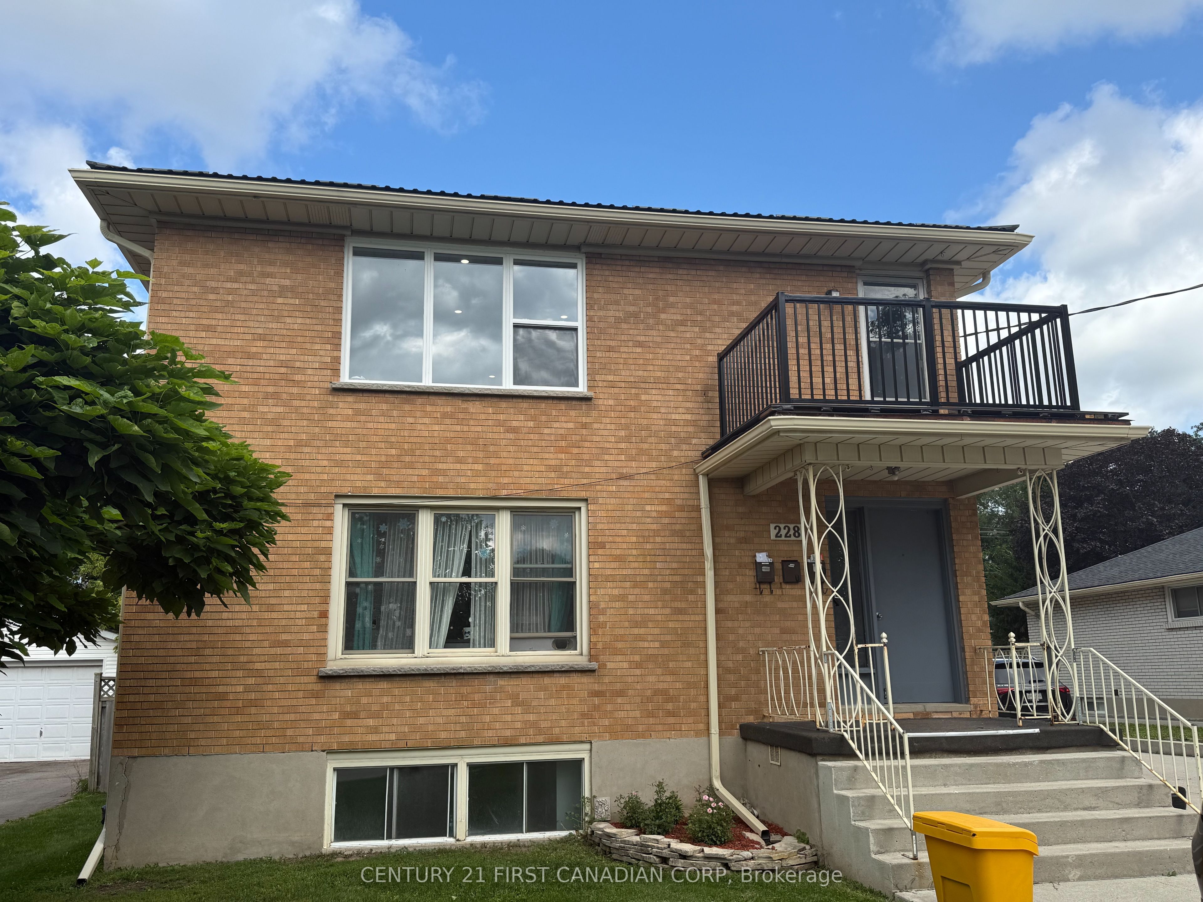 228 Burnside Drive 1, London East, On N5v 1b9