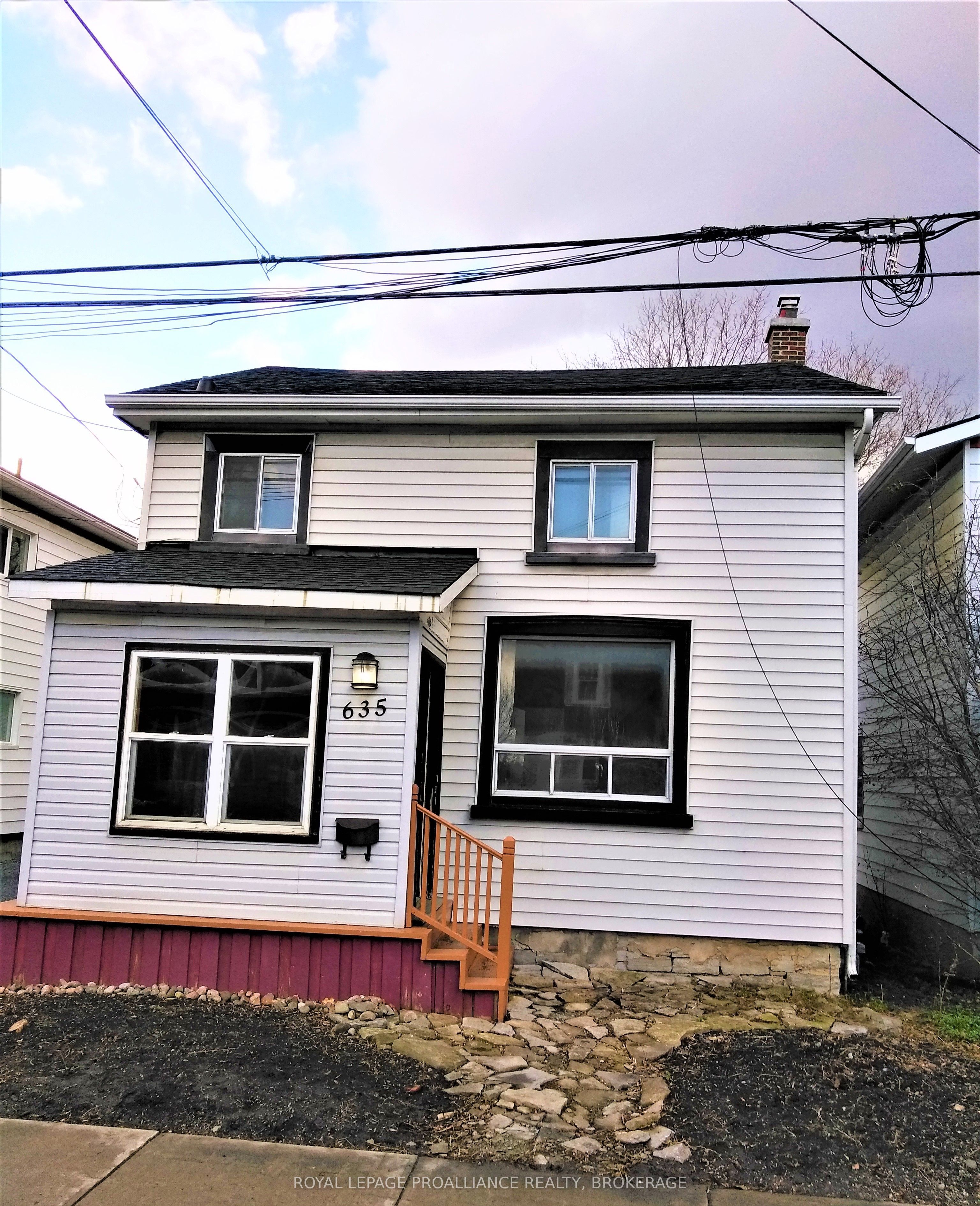 635 Victoria Street, Kingston, On K7k 4s3