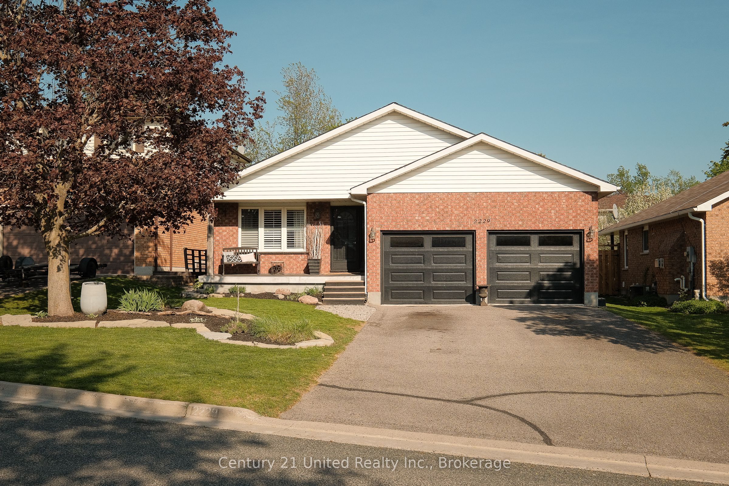 2229 Lorraine Drive, Peterborough, On K9l 1y6