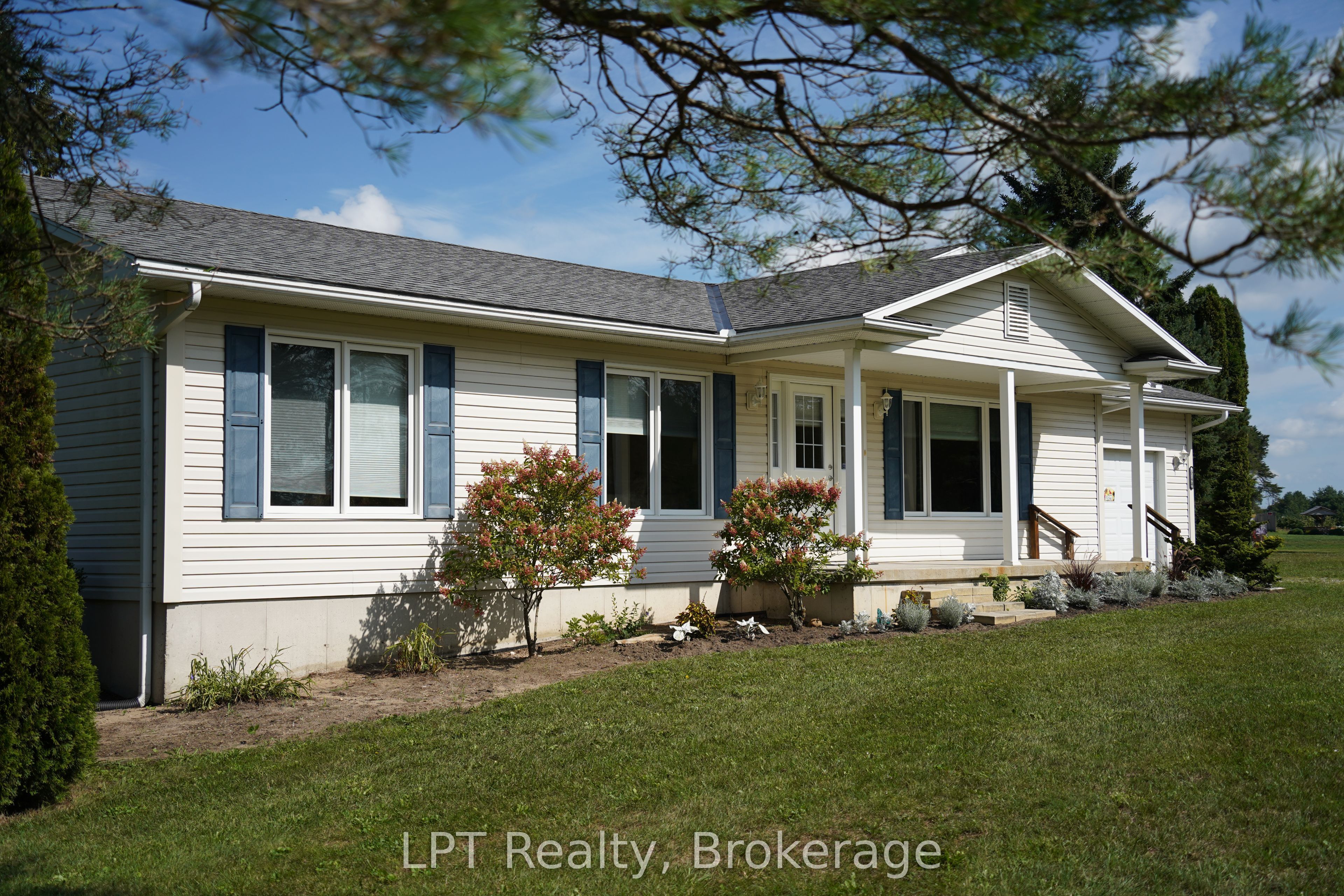 5194 Bruce Road 3 Road, Saugeen Shores, On N0h 2c6