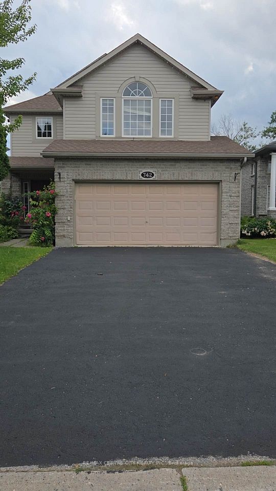 742 Marigold Street, London North, On N5x 4j3