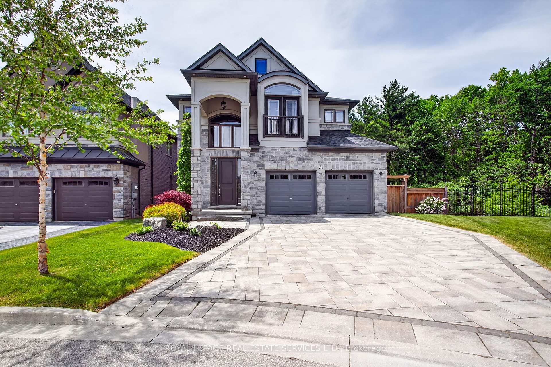 31 Dorr Court, Hamilton, On L9k 0h4