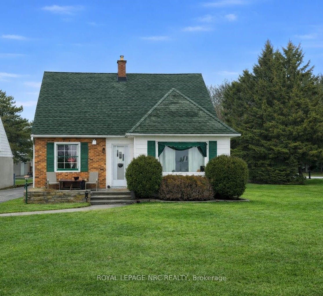 19 Lakeshore Road, Port Colborne, On L3k 2s2