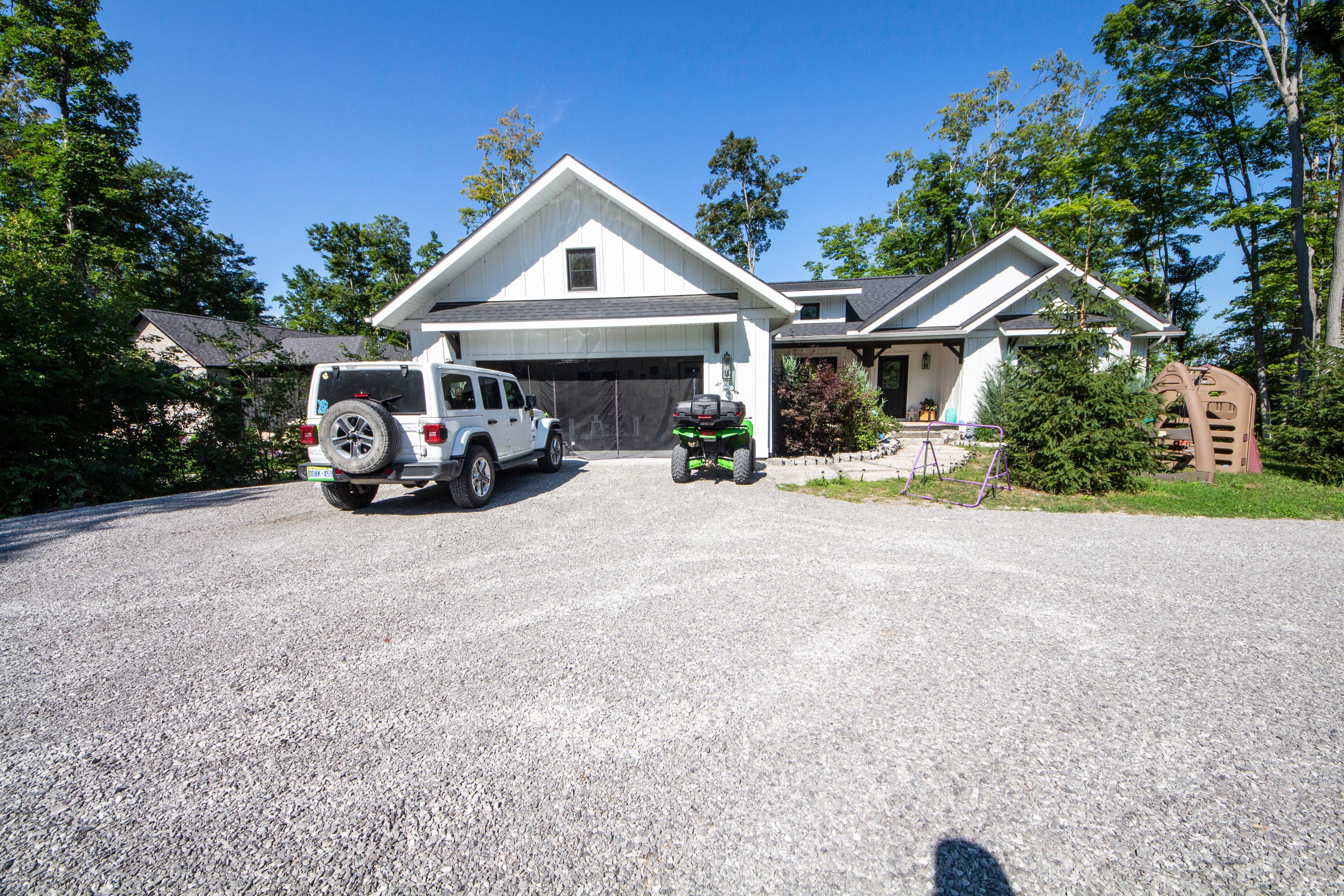 24 Rory Drive, Selwyn, On K0l 2h0