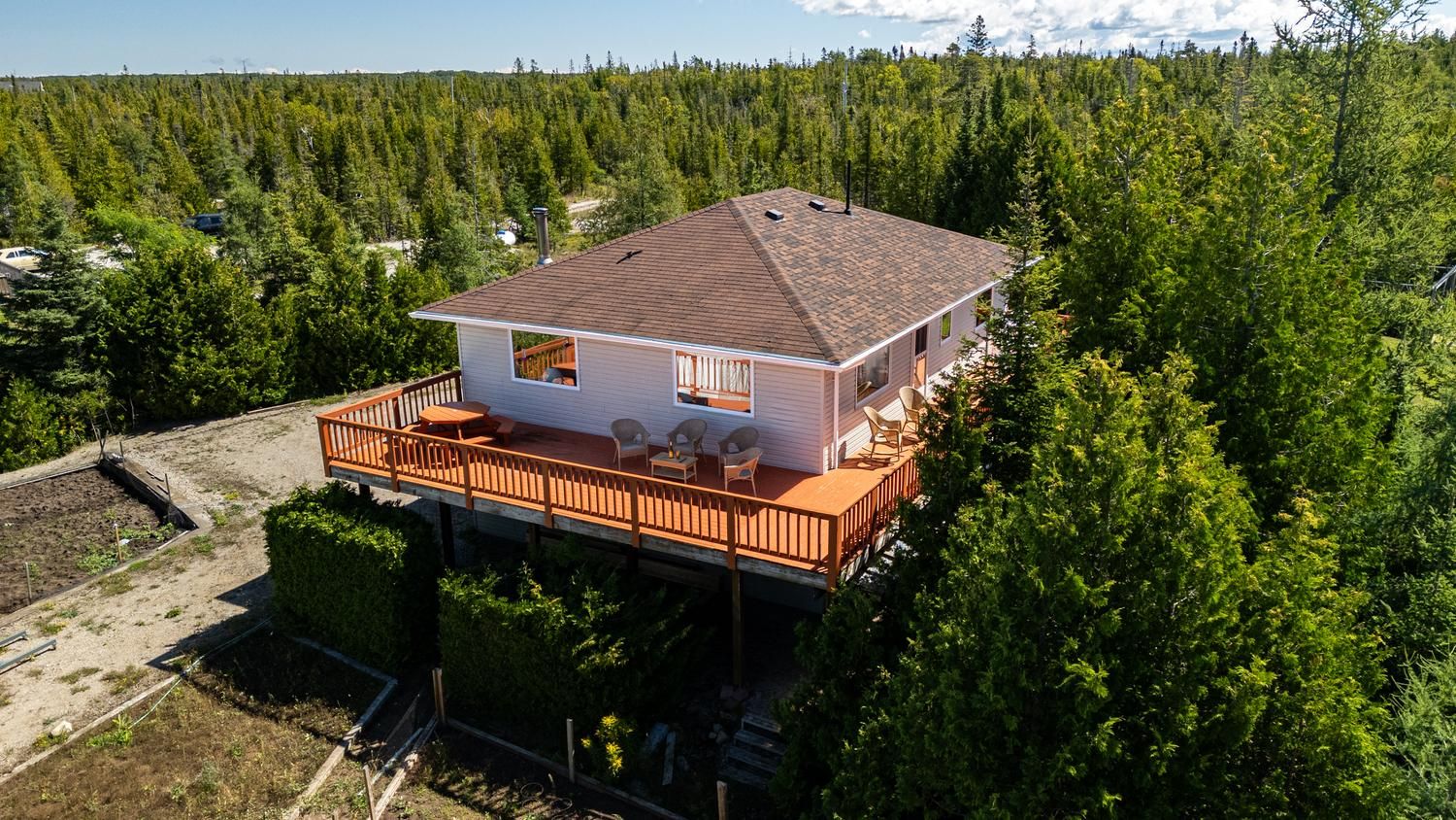 68 Bayshore Avenue S, Northern Bruce Peninsula, On N0h 2r0