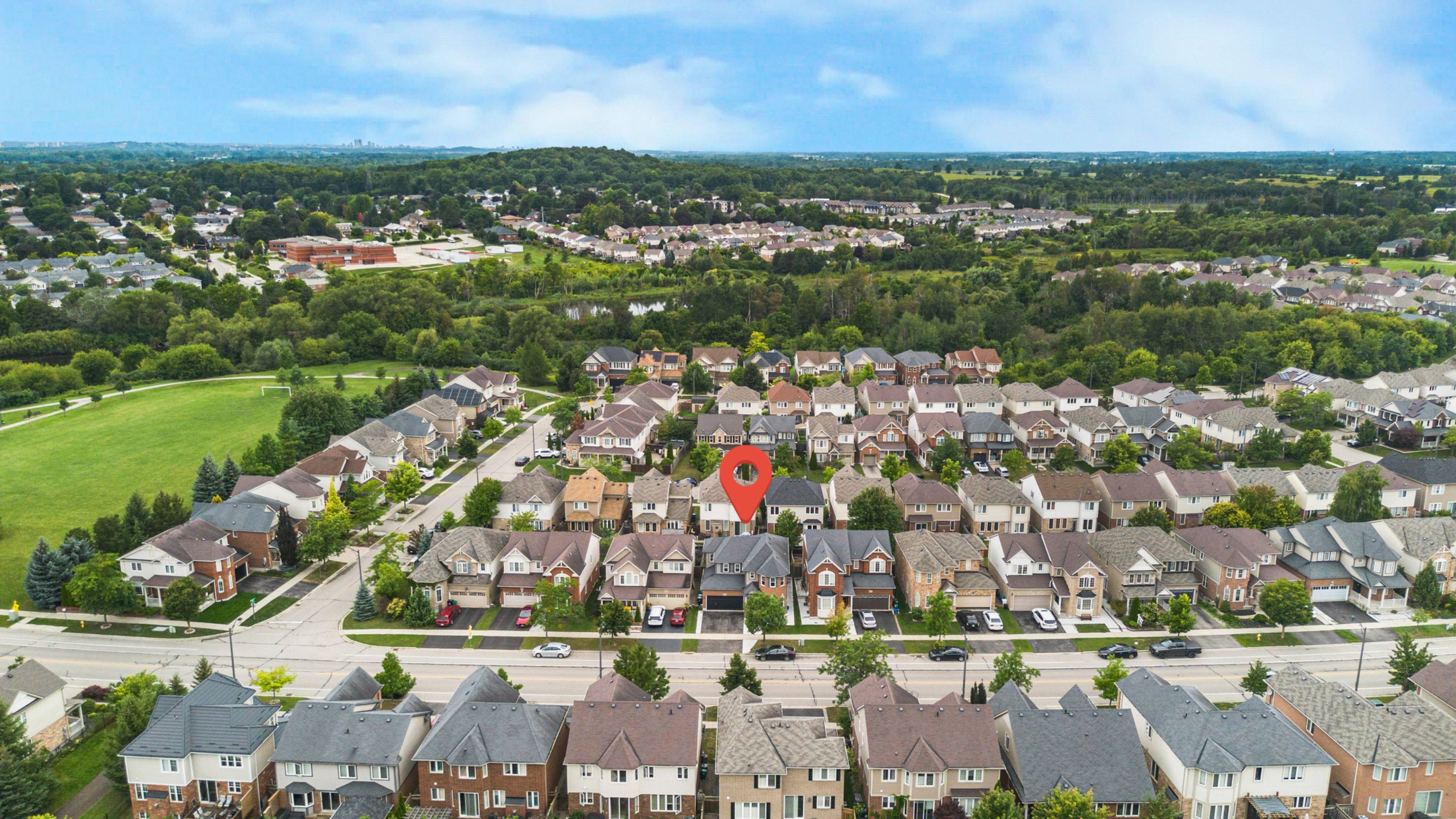135 Baldwin Drive, Cambridge, On N3c 0b4