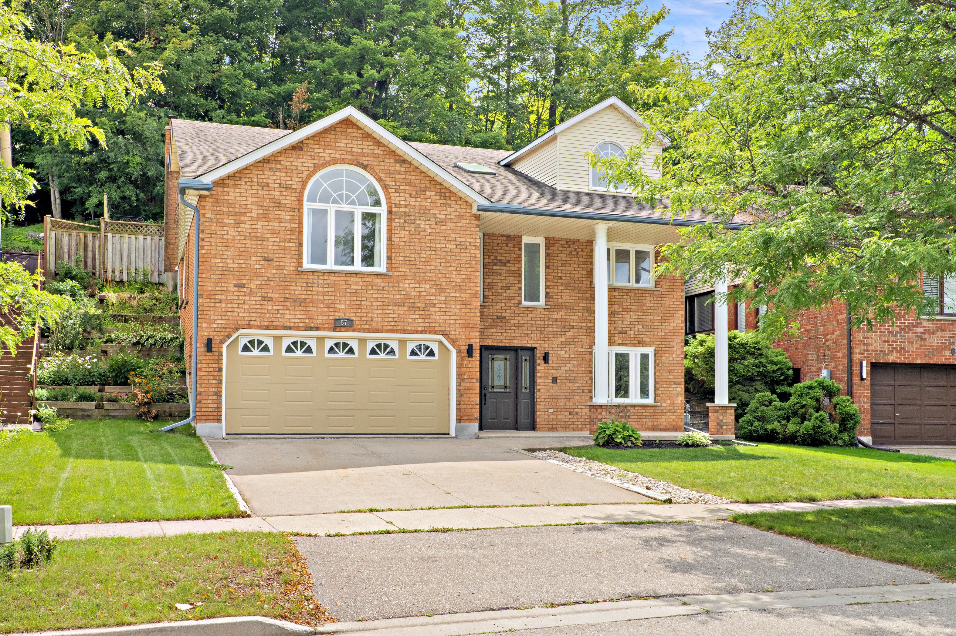 57 Yellow Birch Drive, Kitchener, On N2n 2m3