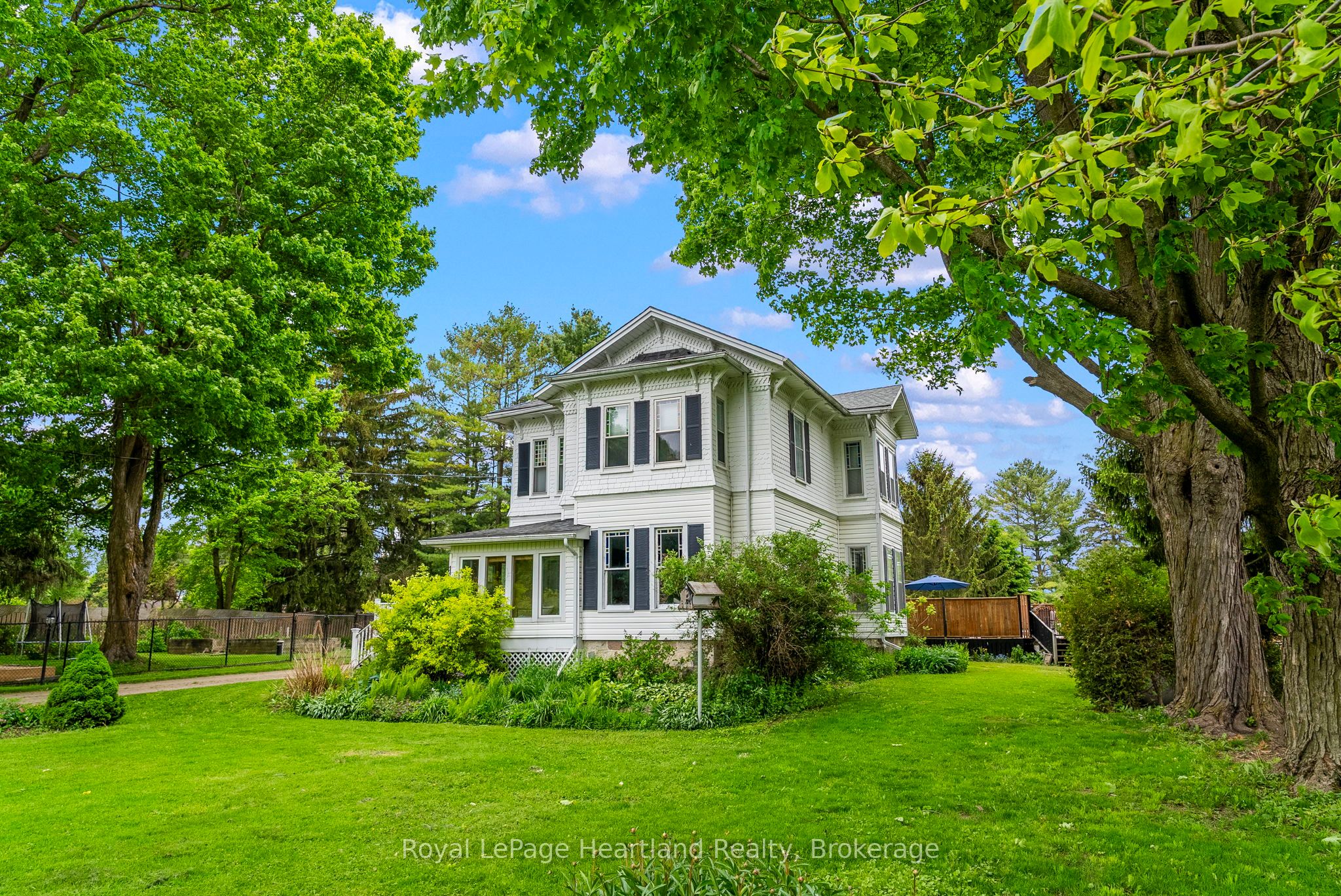 1047 Gibson Street, Howick, On N0g 2x0