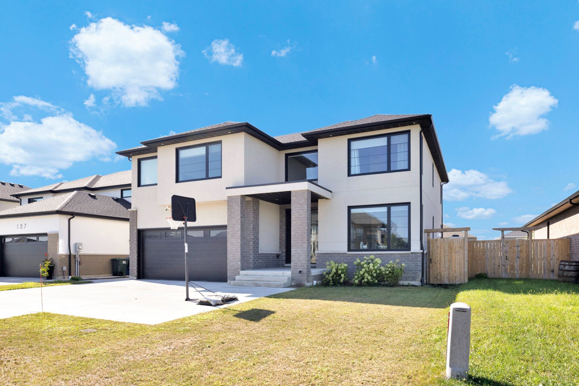 155 Whelan Drive, Amherstburg, On N9v 0g7