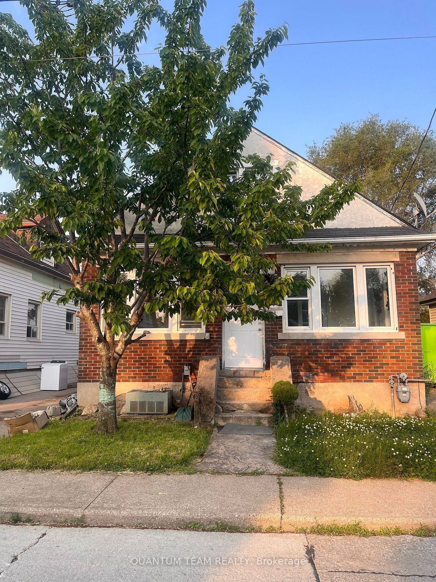 18 Ormonde Avenue, St. Catharines, On L2m 5p2