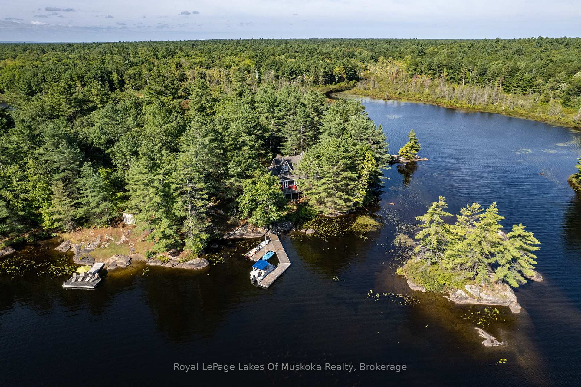 27 Island 2ml, Gravenhurst, On P0e 1g0