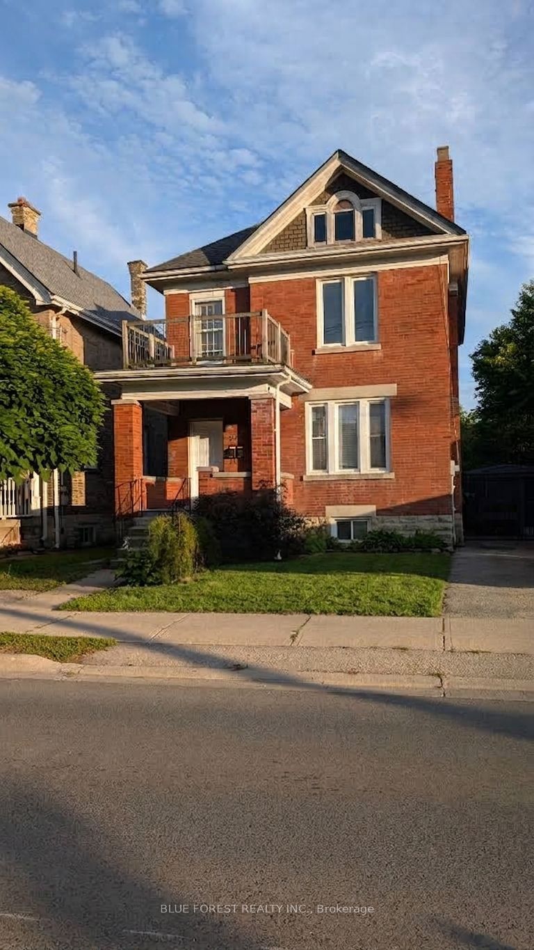867 Queens Avenue, London East, On N5w 3h7
