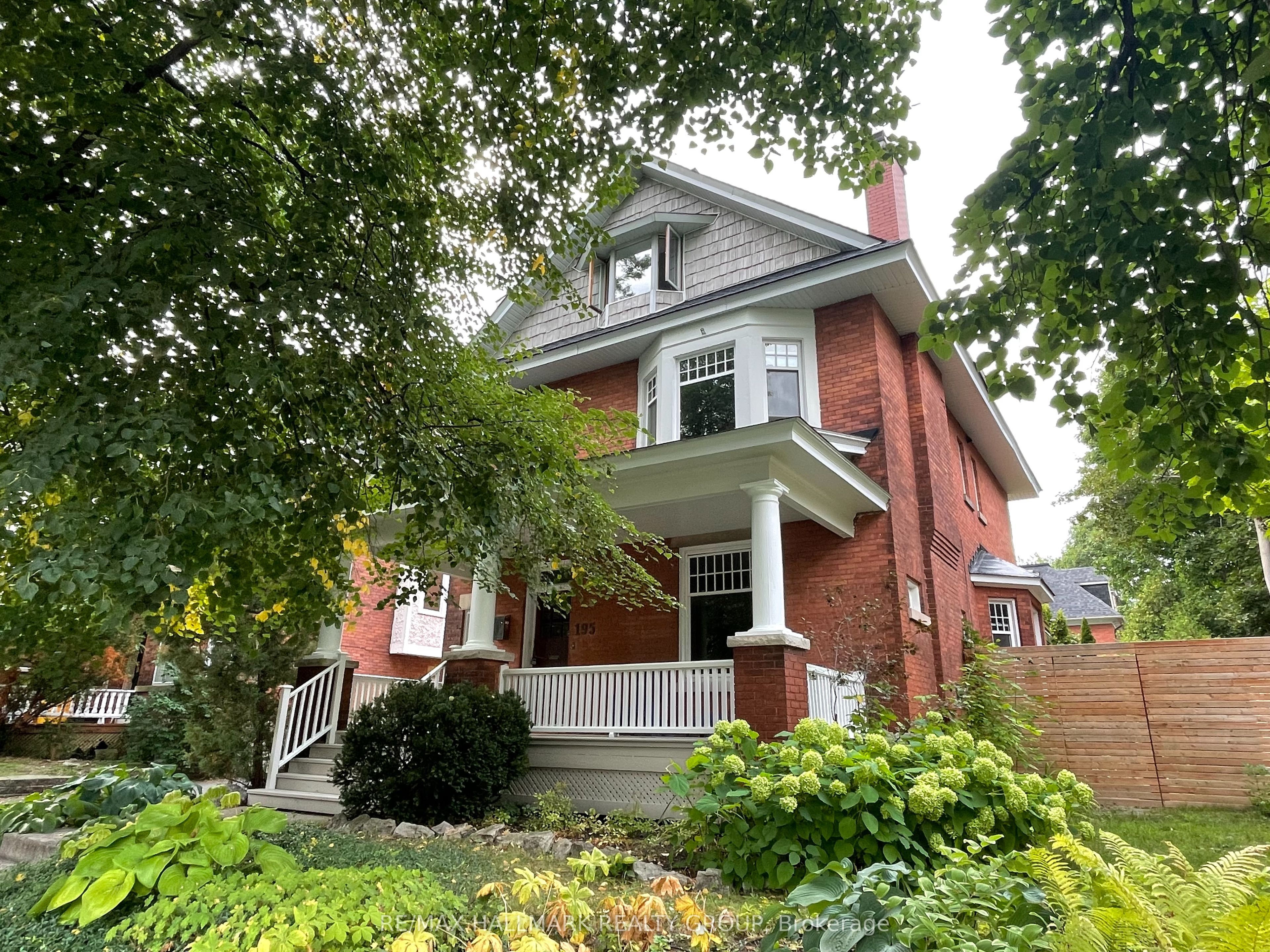 195 Glebe Avenue, Glebe - Ottawa East And Area, On K1s 2c6