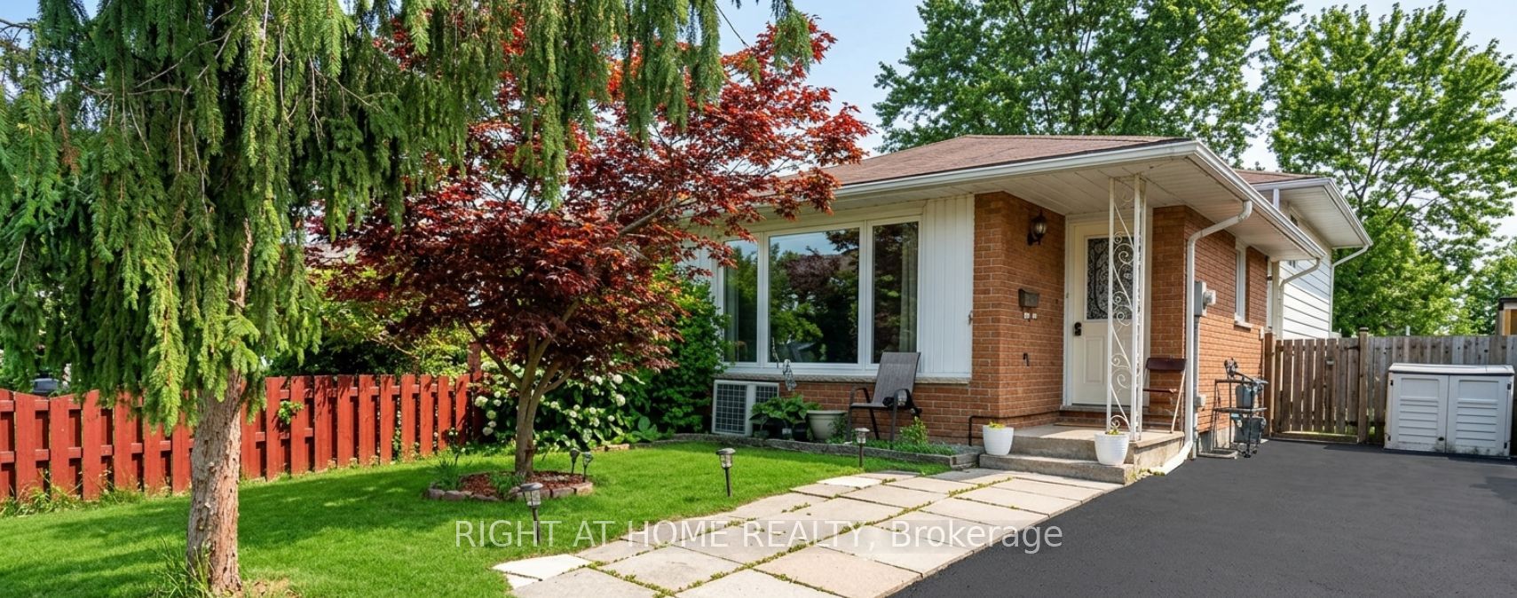 14 Canterbury Drive, St. Catharines, On L2p 3m7