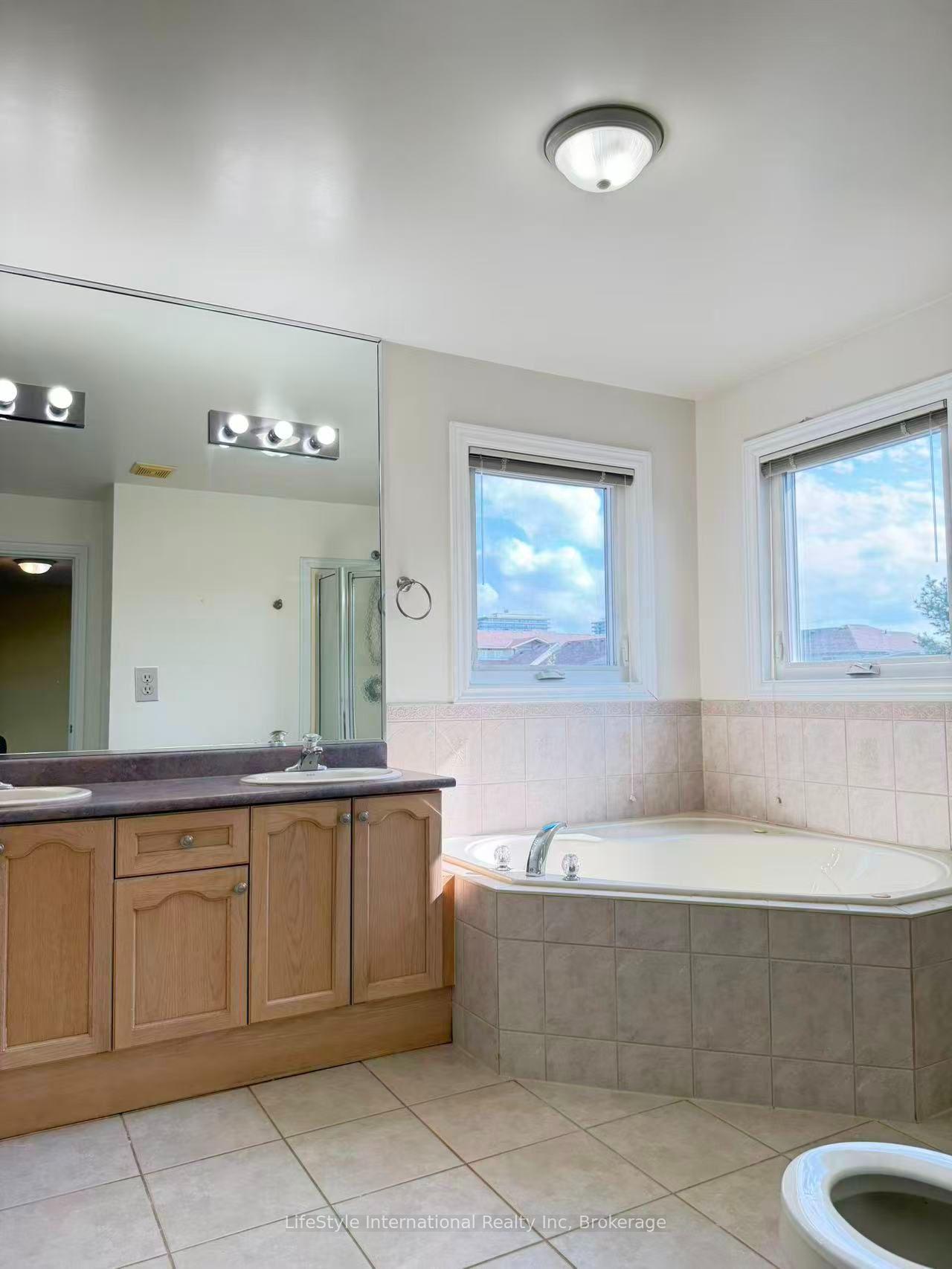 16 Lynch Circle Main Unit, Guelph, On N1l 1r5