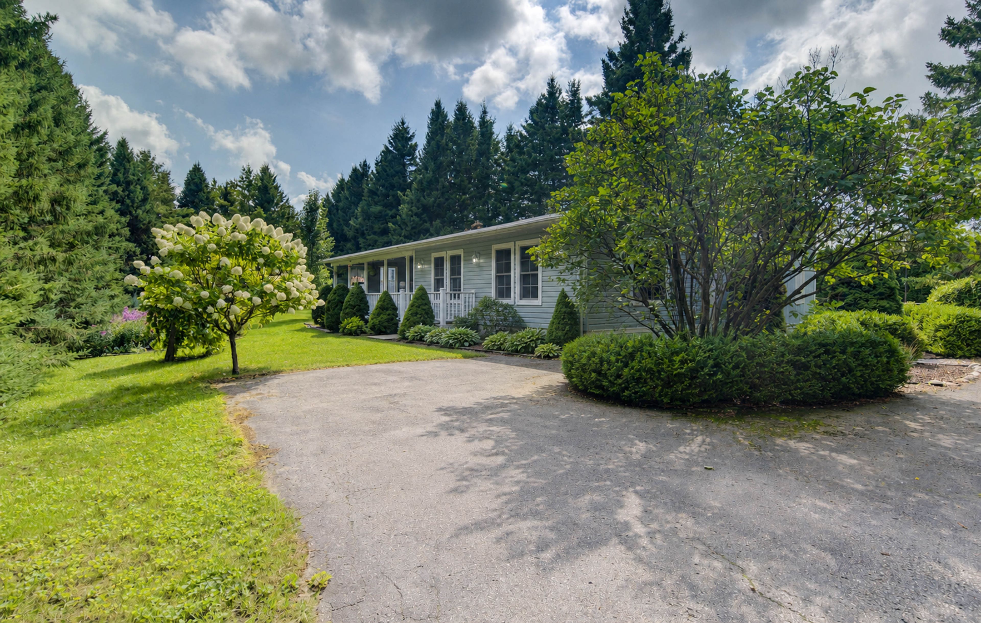 30 Grand Vista Crescent, Wellington North, On N0g 2l0
